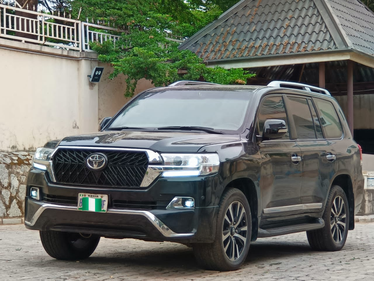 Naija Used 2020 Toyota Land Cruiser