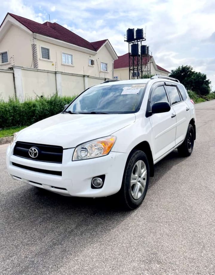 Foreign Used 2010 Toyota RAV4