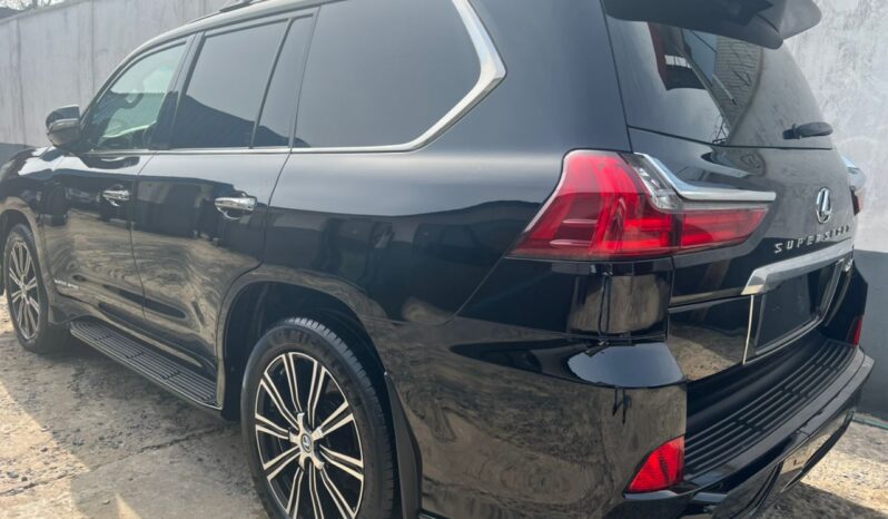 
								Naija Used 2018 Lexus Lexus LX 570 full									