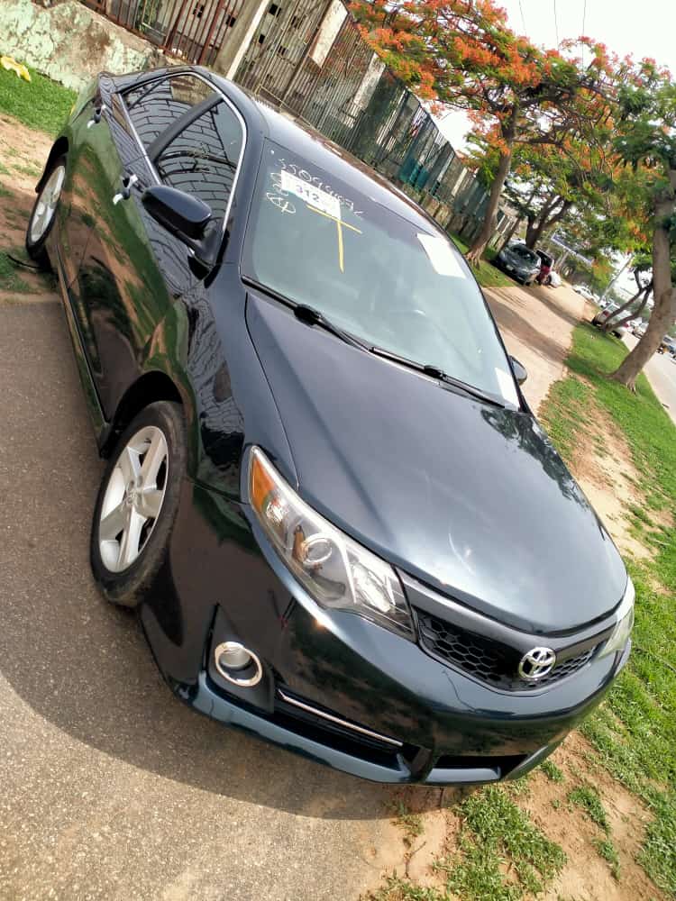 Foreign Used 2013 Toyota Camry