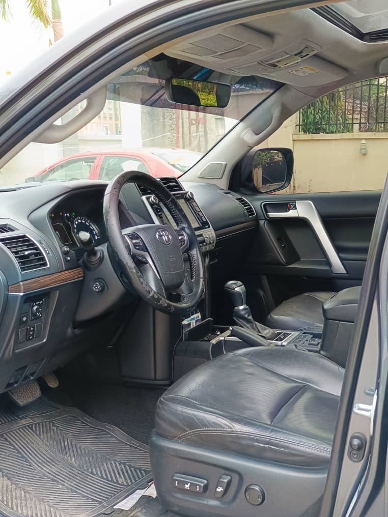 Naija Used 2019 Toyota Prado