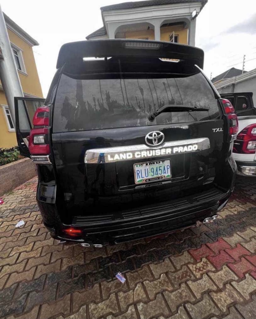 Naija Used 2021 Toyota Prado