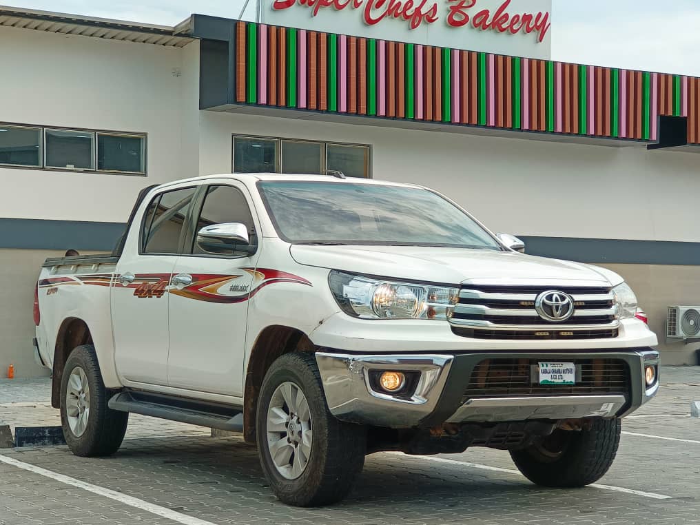 Naija Used 2019 Toyota Hilux