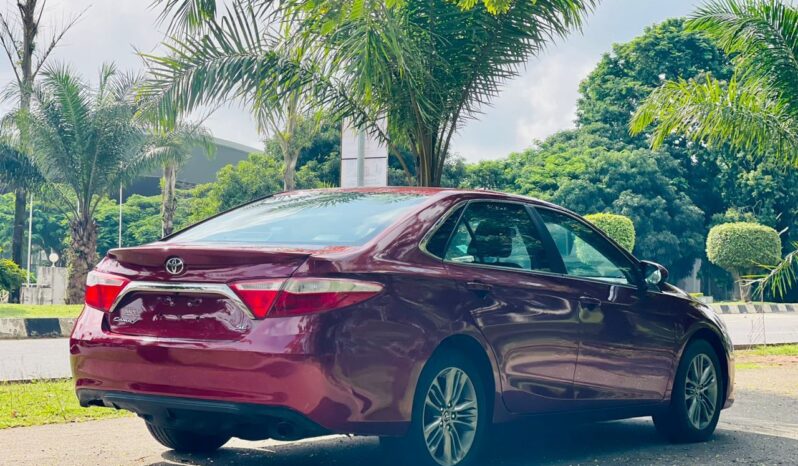 
								Foreign Used 2015 Toyota Camry full									