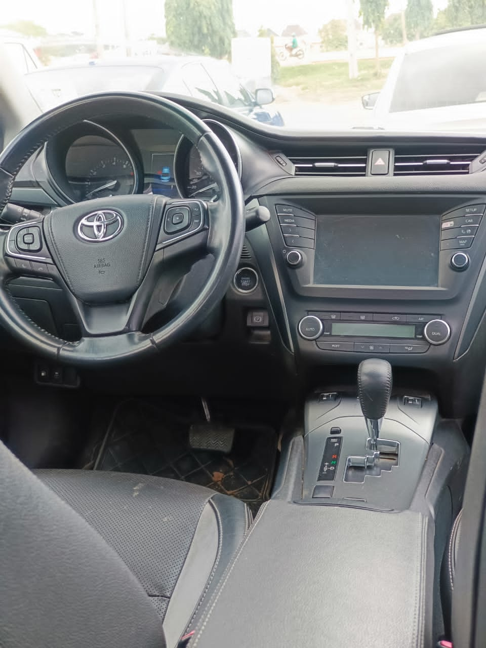 Naija Used 2019 Toyota Avensis