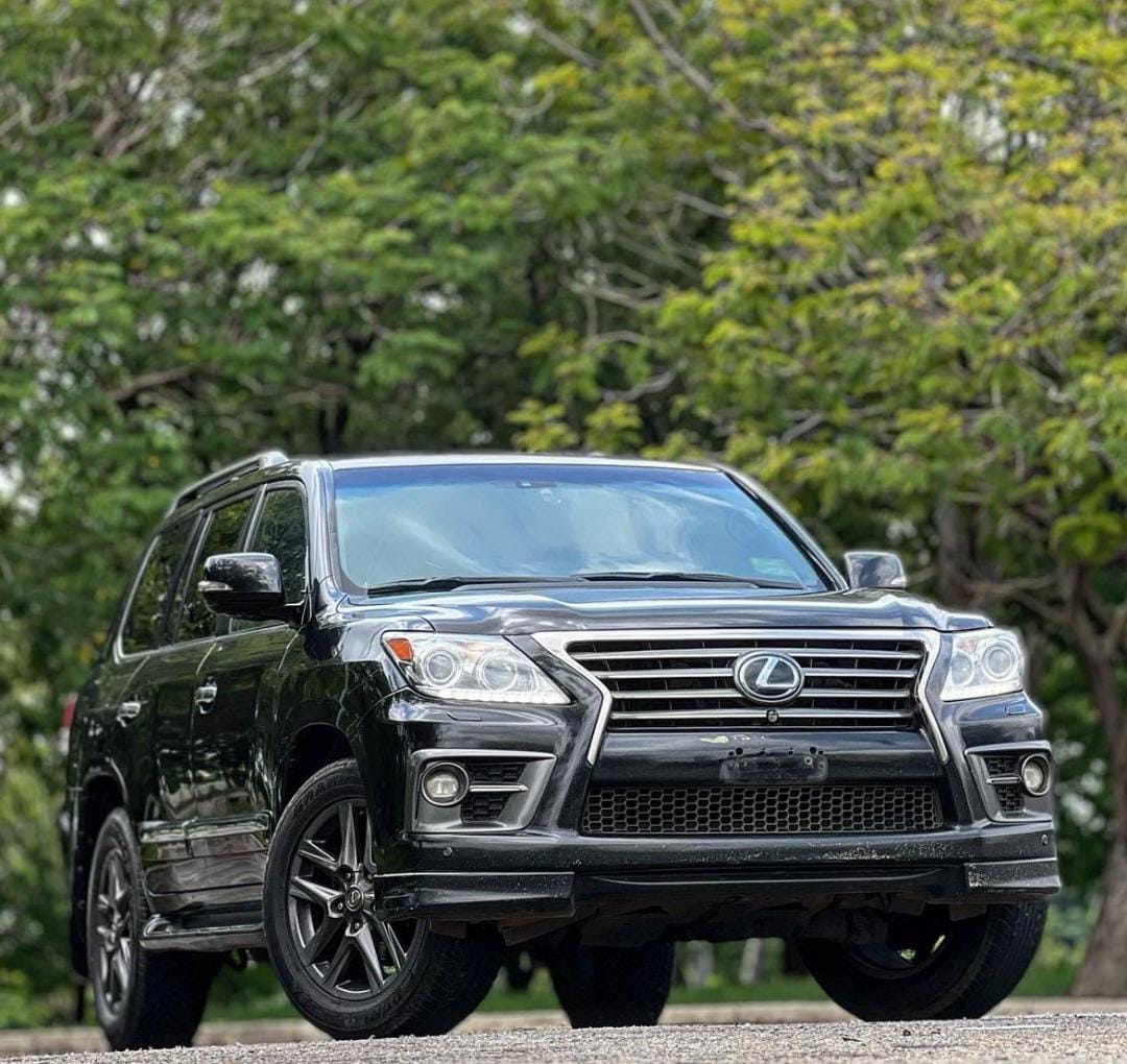 Naija Used 2015 Lexus LX 570