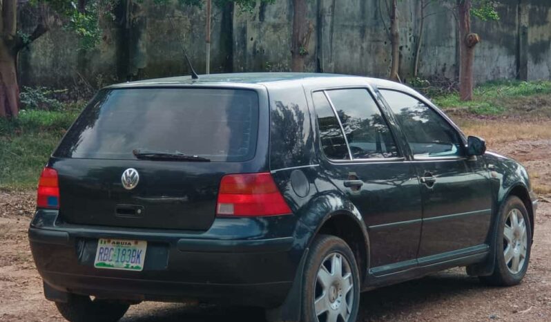 
								Naija Used 2005 Volkswagen Golf 4 full									