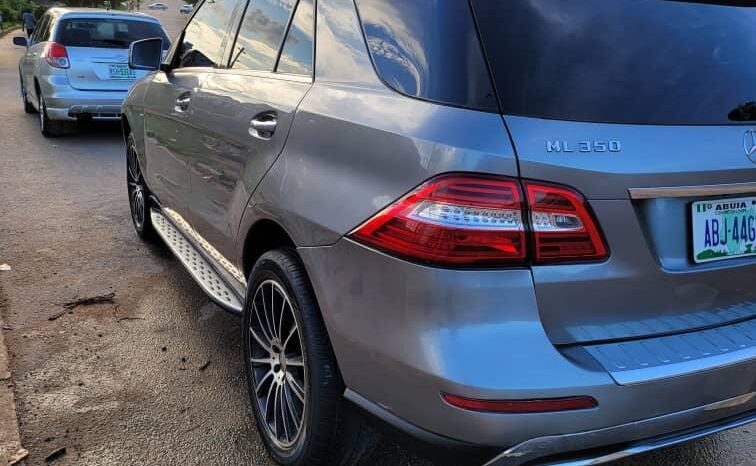 
								Naija Used 2015 Mercedes-Benz ML 350 full									