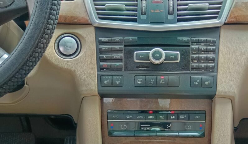 
								Naija Used 2013 Mercedes-Benz E 350 full									