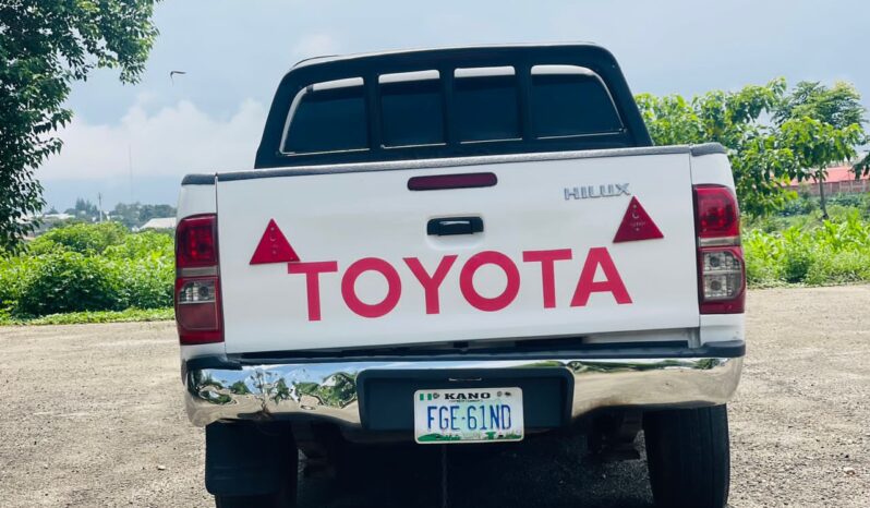 
								Naija Used 2011 Toyota Hilux full									