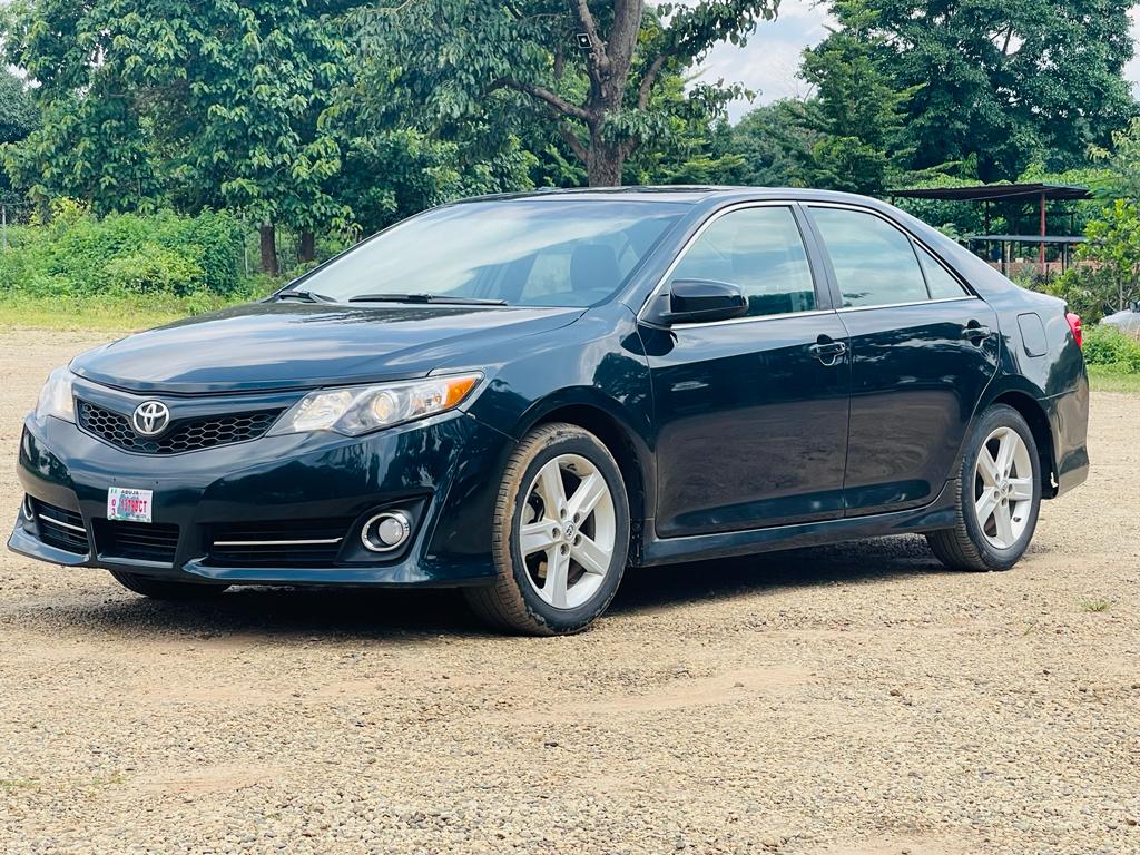 Naija Used 2013 Toyota Camry